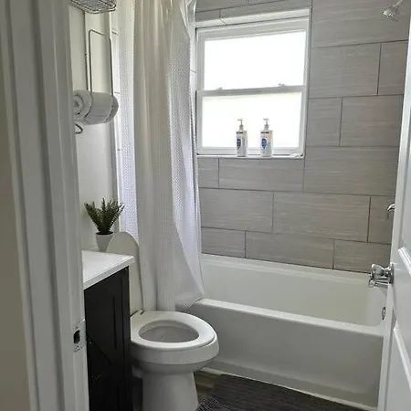 Appartement 2Br Cedar Lane Road Retreat At Swamp Rabbit Trail! à Greenville Extérieur photo