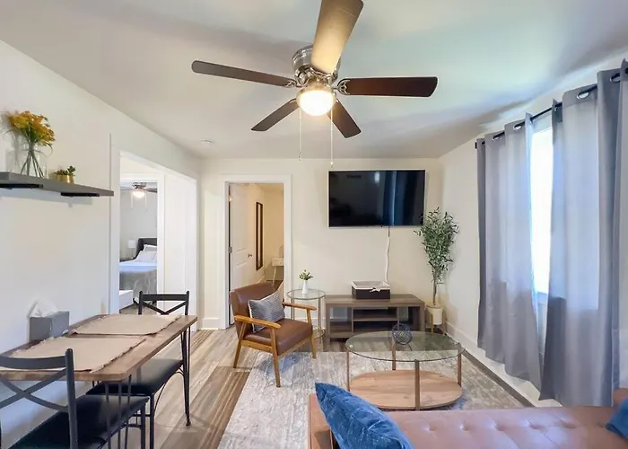 2Br Cedar Lane Road Retreat At Swamp Rabbit Trail!
